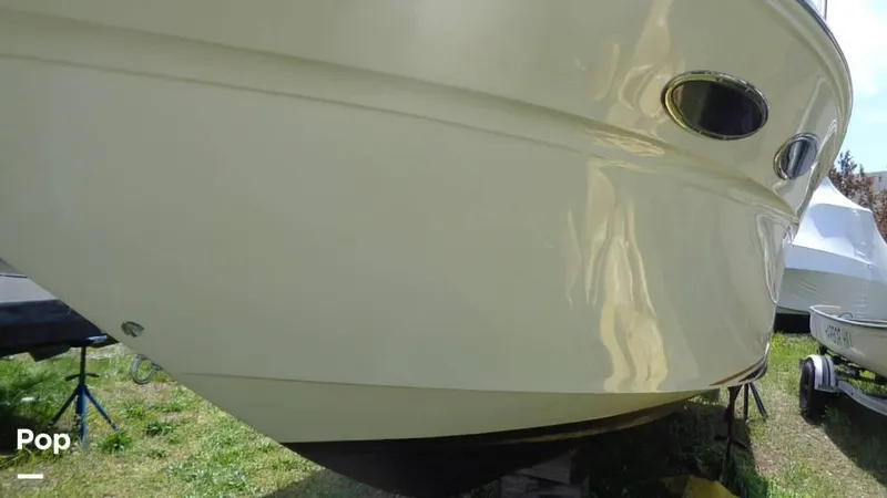 Slide: The Image of 2000 Sea Ray 290 DA for sale in Niantic, CT - 16