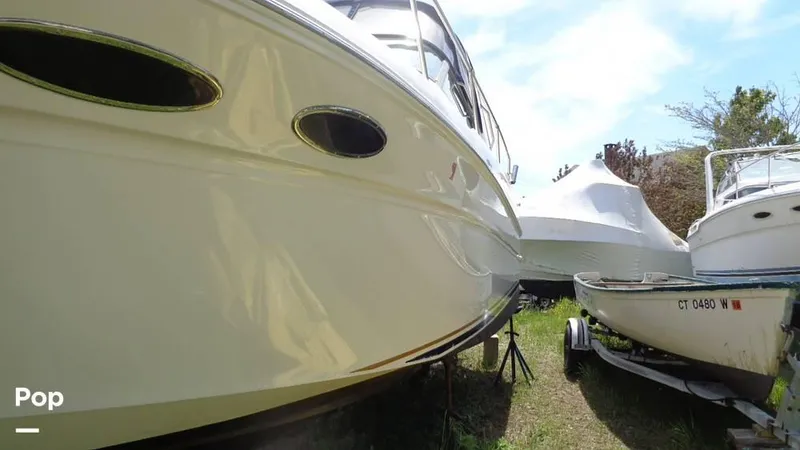 Slide: The Image of 2000 Sea Ray 290 DA for sale in Niantic, CT - 17