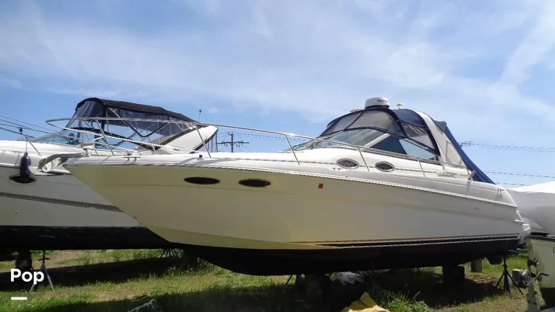Slide: The Image of 2000 Sea Ray 290 DA for sale in Niantic, CT - 20