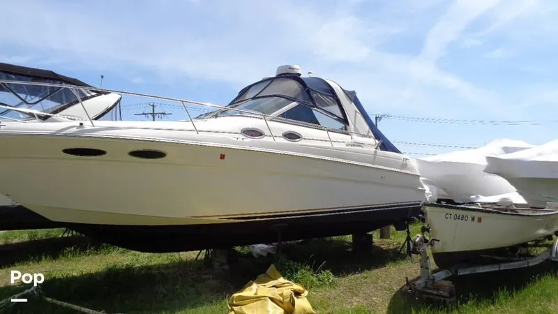 Slide: The Image of 2000 Sea Ray 290 DA for sale in Niantic, CT - 21