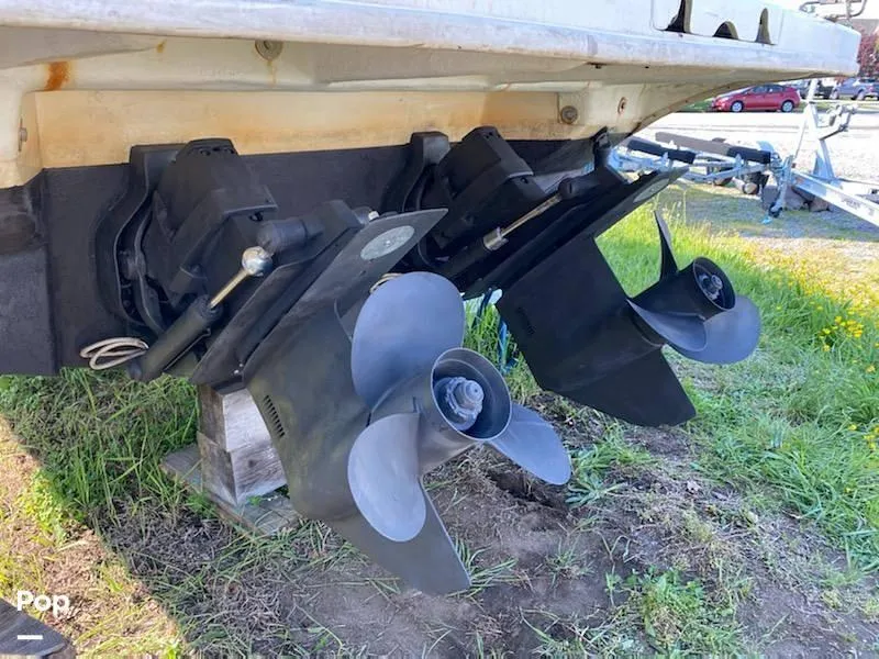 Slide: The Image of 2000 Sea Ray 290 DA for sale in Niantic, CT - 28