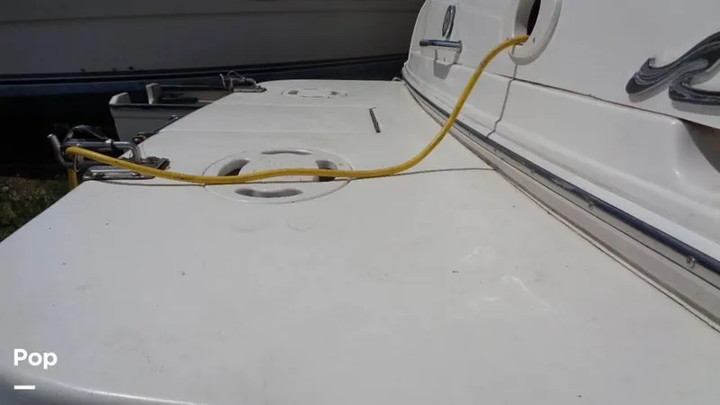 Slide: The Image of 2000 Sea Ray 290 DA for sale in Niantic, CT - 31