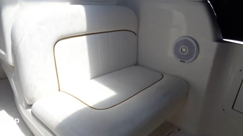 Slide: The Image of 2000 Sea Ray 290 DA for sale in Niantic, CT - 45