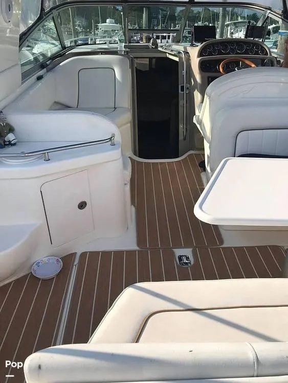 Slide: The Image of 2000 Sea Ray 290 DA for sale in Niantic, CT - 5