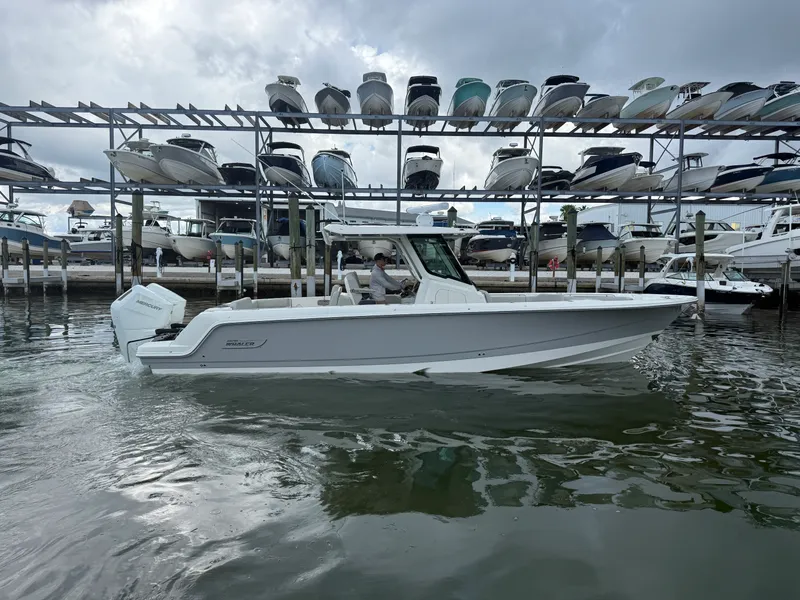 Slide: The Image of Boston Whaler 330 Outrage 2026 - 1