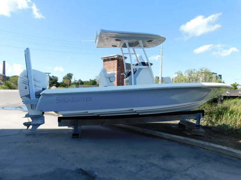 Slide: The Image of Shearwater 250 XTE 2022 - 60