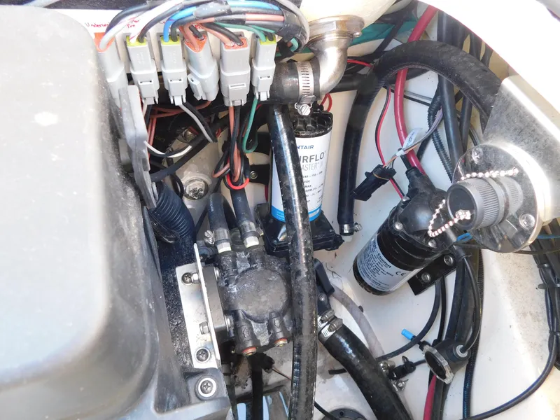 Slide: The Image of Shearwater 250 XTE 2022 - 65