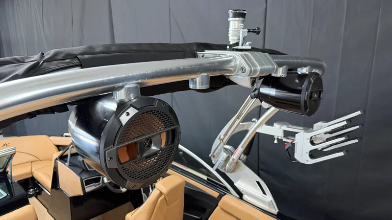 Slide: The Image of Mastercraft XT22 2019 - 97