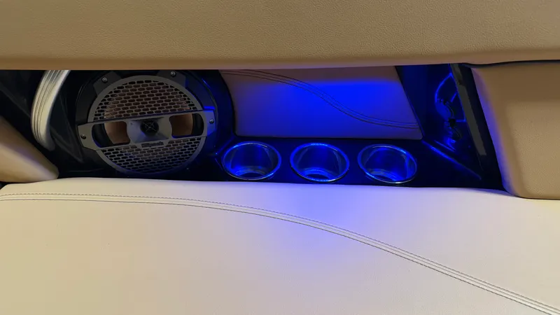 Slide: The Image of Mastercraft XT22 2019 - 39