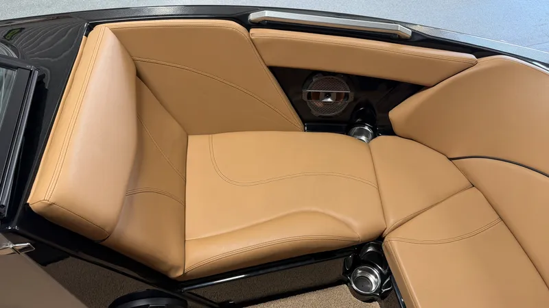 Slide: The Image of Mastercraft XT22 2019 - 79