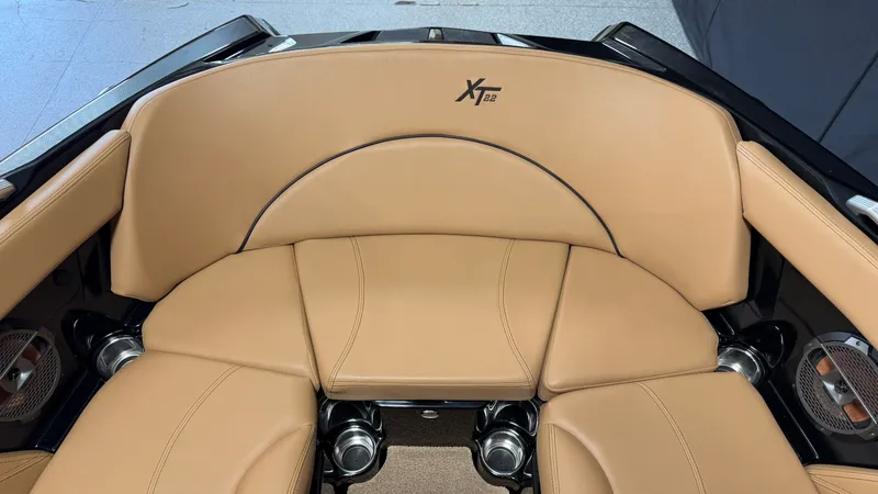Slide: The Image of Mastercraft XT22 2019 - 85