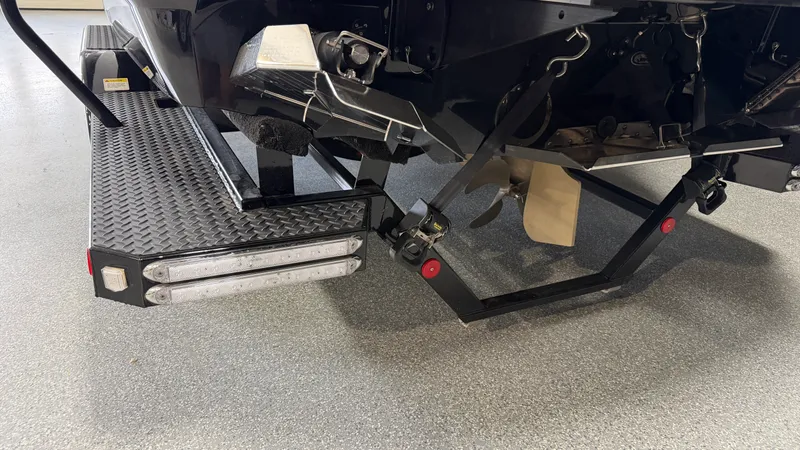 Slide: The Image of Mastercraft XT22 2019 - 102