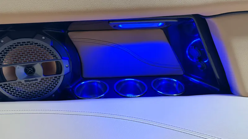 Slide: The Image of Mastercraft XT22 2019 - 41