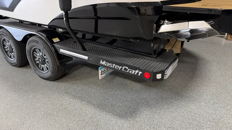 Slide: The Image of Mastercraft XT22 2019 - 103