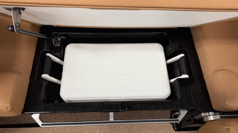 Slide: The Image of Mastercraft XT22 2019 - 29