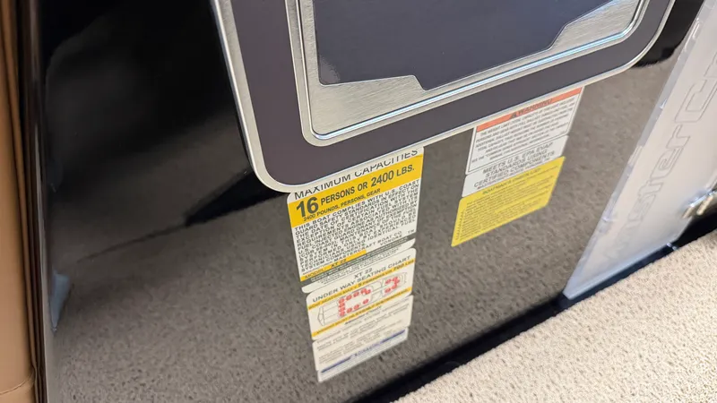 Slide: The Image of Mastercraft XT22 2019 - 74