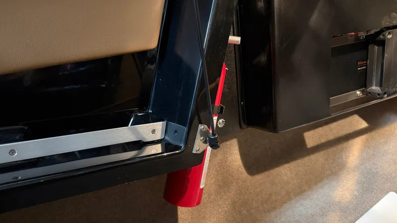 Slide: The Image of Mastercraft XT22 2019 - 52