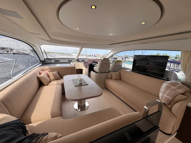 Slide: The Image of Azimut 53 FLY 2025 - 47