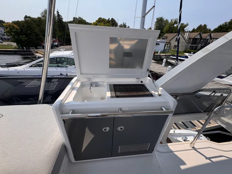 Slide: The Image of Azimut 53 FLY 2025 - 56