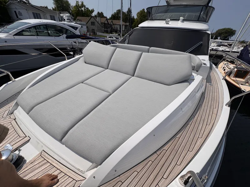 Slide: The Image of Azimut 53 FLY 2025 - 62