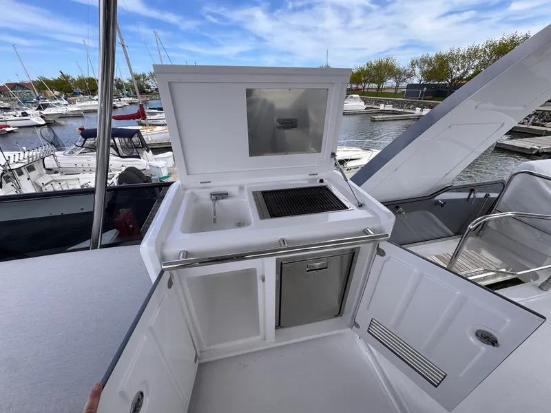Slide: The Image of Azimut 53 FLY 2025 - 23
