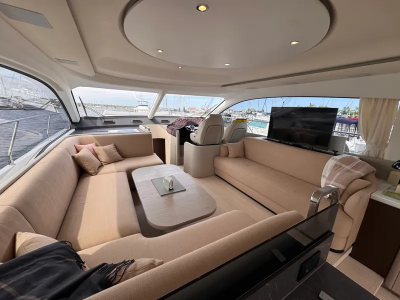 Slide: The Image of Azimut 53 FLY 2025 - 48