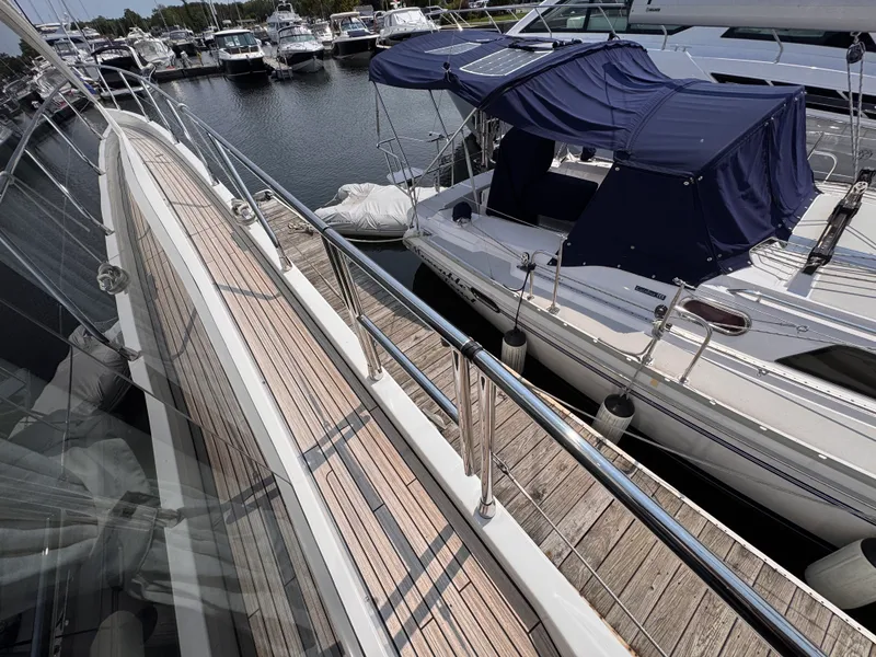 Slide: The Image of Azimut 53 FLY 2025 - 66
