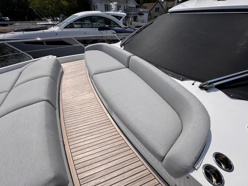 Slide: The Image of Azimut 53 FLY 2025 - 64