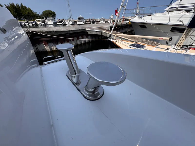 Slide: The Image of Azimut 53 FLY 2025 - 7