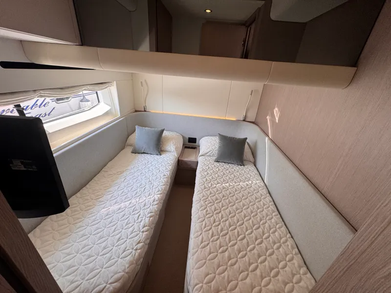 Slide: The Image of Azimut 53 FLY 2025 - 47