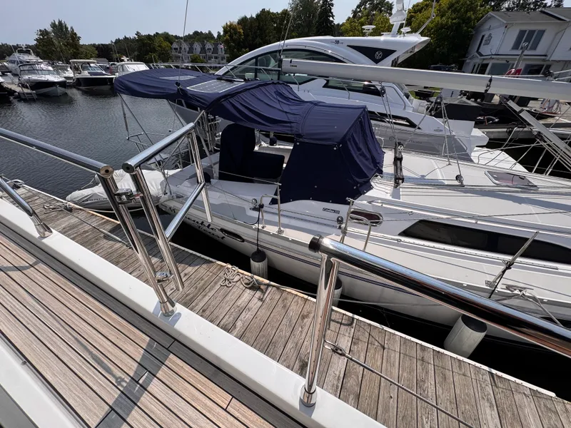 Slide: The Image of Azimut 53 FLY 2025 - 65