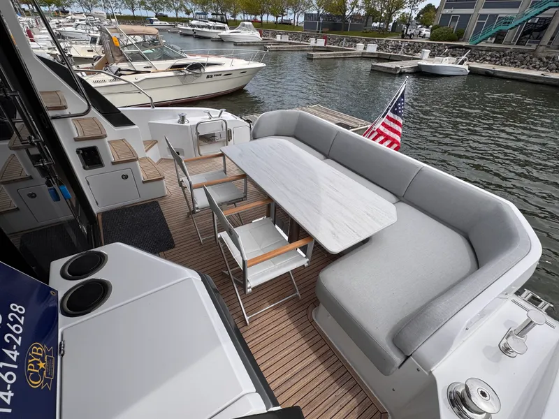 Slide: The Image of Azimut 53 FLY 2025 - 5