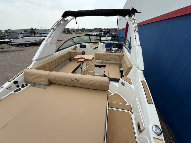 Slide: The Image of Sea Ray SDX 250 Surf 2025 - 9