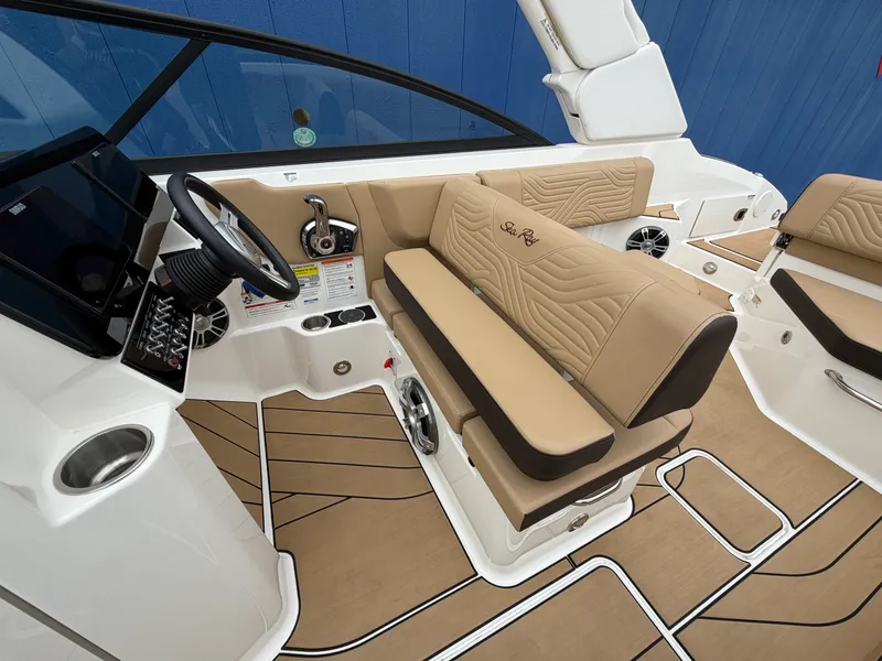 Slide: The Image of Sea Ray SDX 250 Surf 2025 - 35