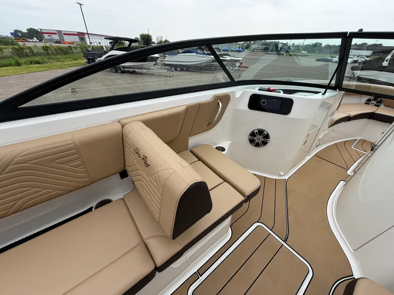 Slide: The Image of Sea Ray SDX 250 Surf 2025 - 24