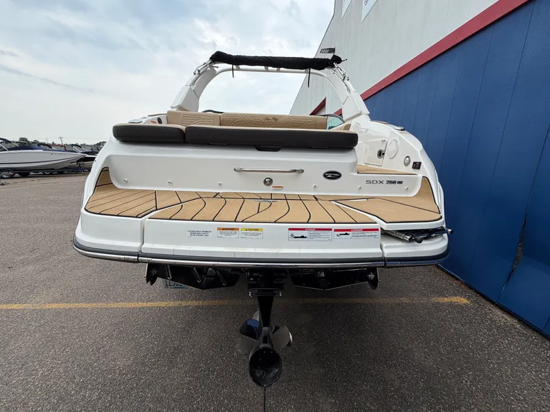 Slide: The Image of Sea Ray SDX 250 Surf 2025 - 5