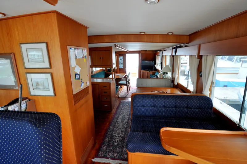 Slide: The Image of Grand Banks Heritage Europa 52 2000 - 56