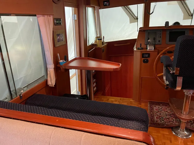 Slide: The Image of Grand Banks Heritage Europa 52 2000 - 60