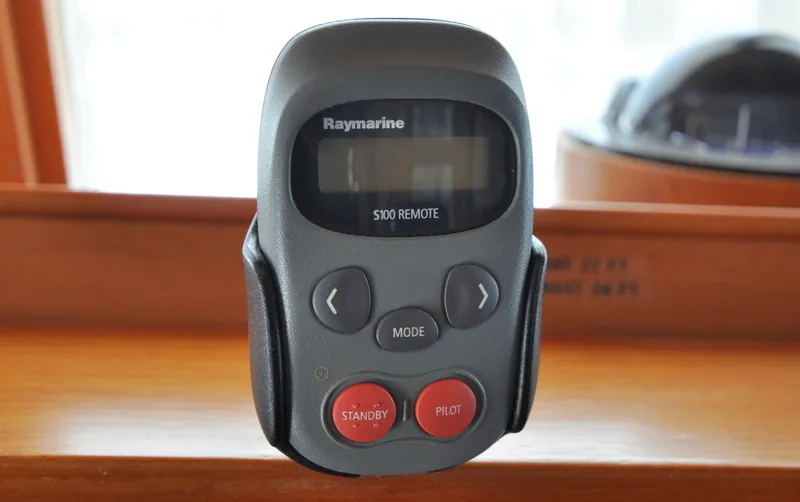 Slide: The Image of Grand Banks Heritage Europa 52 2000 - 66