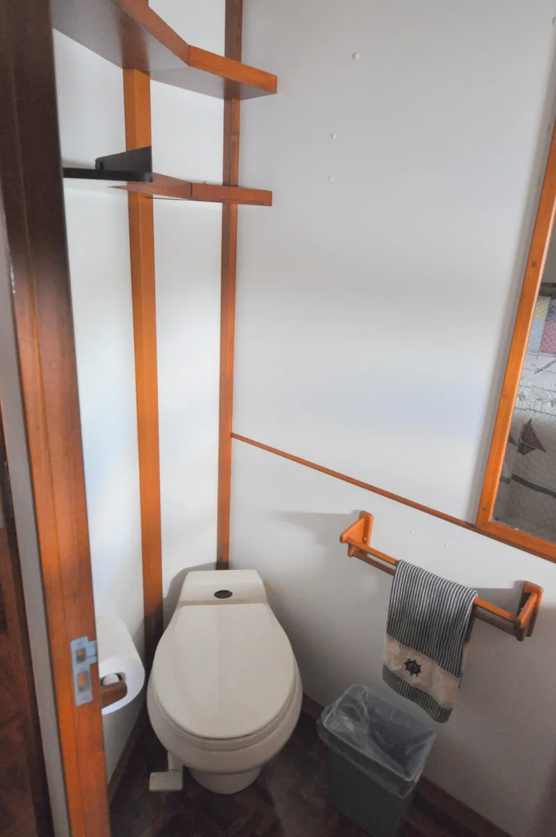 Slide: The Image of Grand Banks Heritage Europa 52 2000 - 85