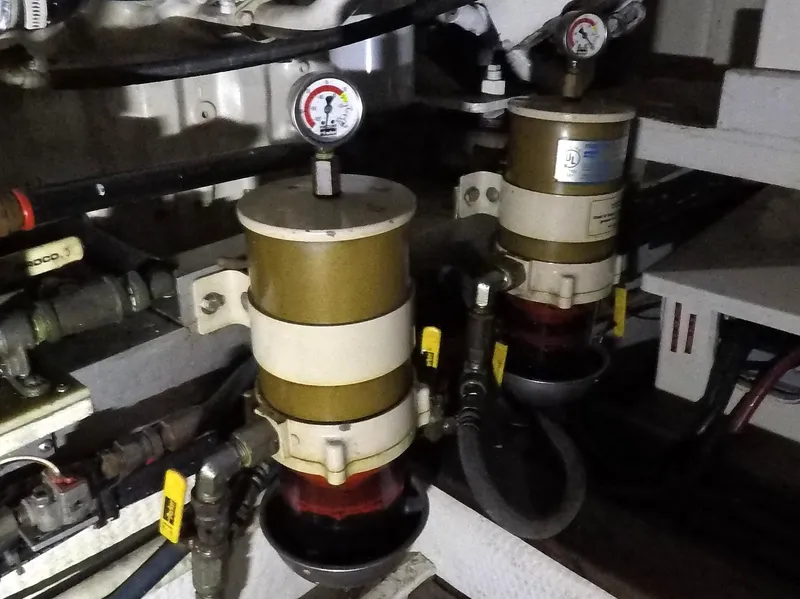 Slide: The Image of Grand Banks Heritage Europa 52 2000 - 92