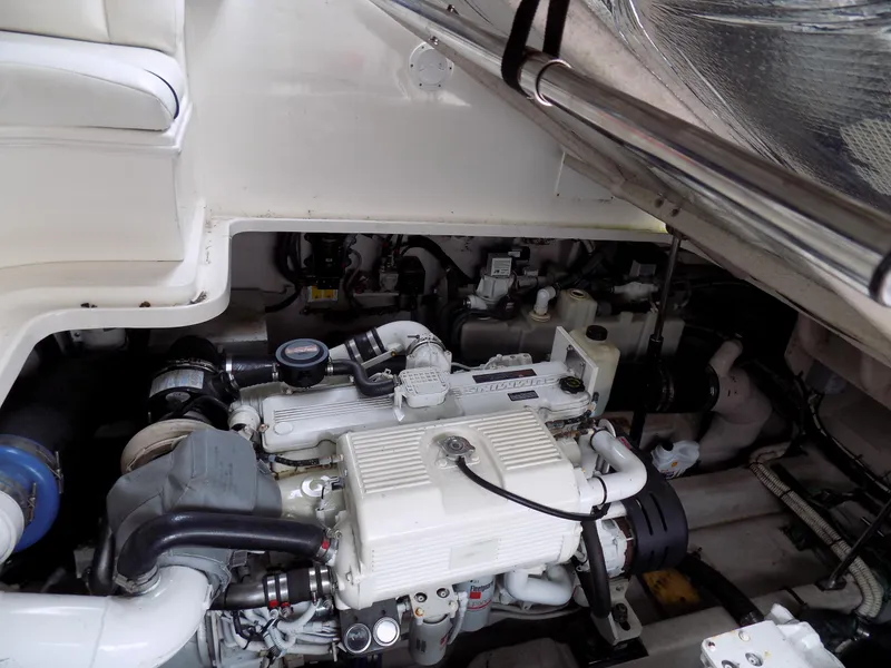 Slide: The Image of Sea Ray 44 Sundancer 2006 - 57