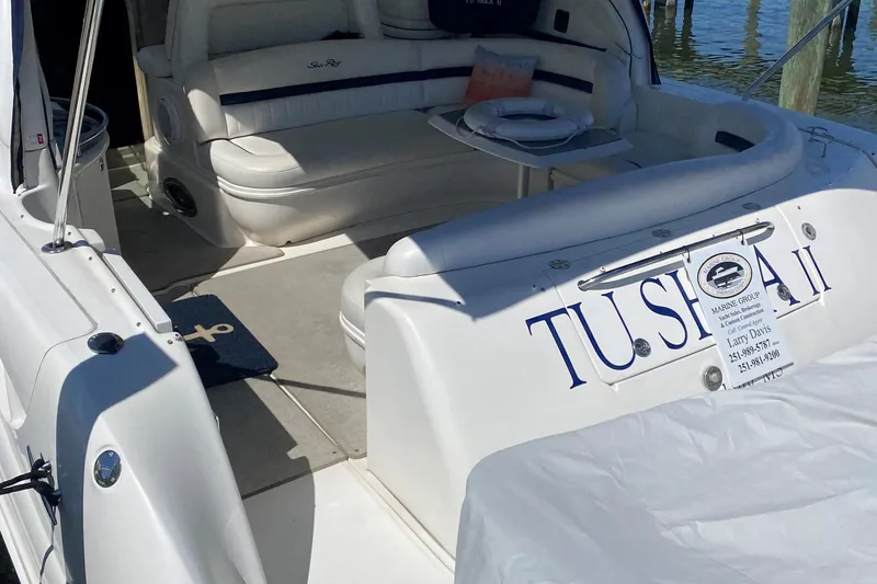 Slide: The Image of Sea Ray 44 Sundancer 2006 - 61