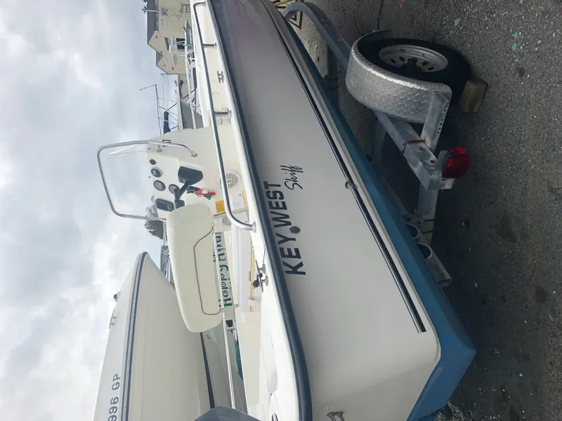 Slide: The Image of Key West 197 Skiff 2014 - 10