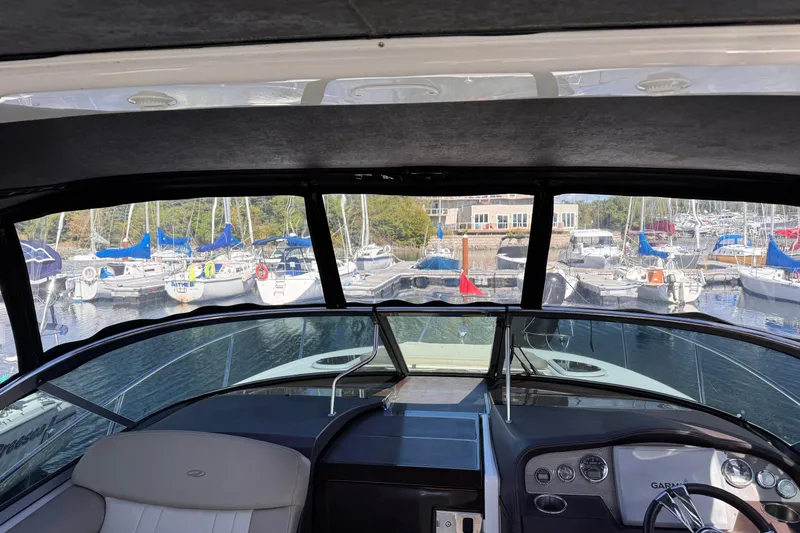 Slide: The Image of Regal 32 Express 2015 - 23
