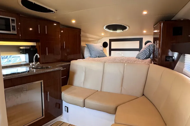 Slide: The Image of Regal 32 Express 2015 - 59