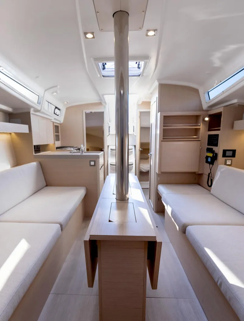 Slide: The Image of 2022 Beneteau Oceanis 34.1 - Dinette - 13