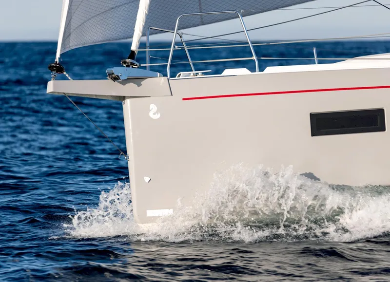Slide: The Image of 2022 Beneteau Oceanis 34.1 - Bow - 3