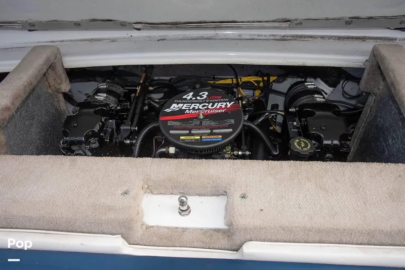 Slide: The Image of 2003 Crownline 180BR for sale in Lyons, IL - 12