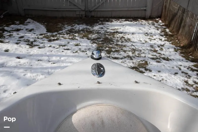 Slide: The Image of 2003 Crownline 180BR for sale in Lyons, IL - 37